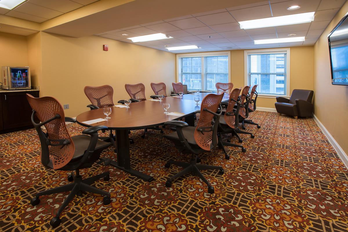 DoubleTree Suites By Hilton Detroit Downtown - Fort Shelby - thumb 11