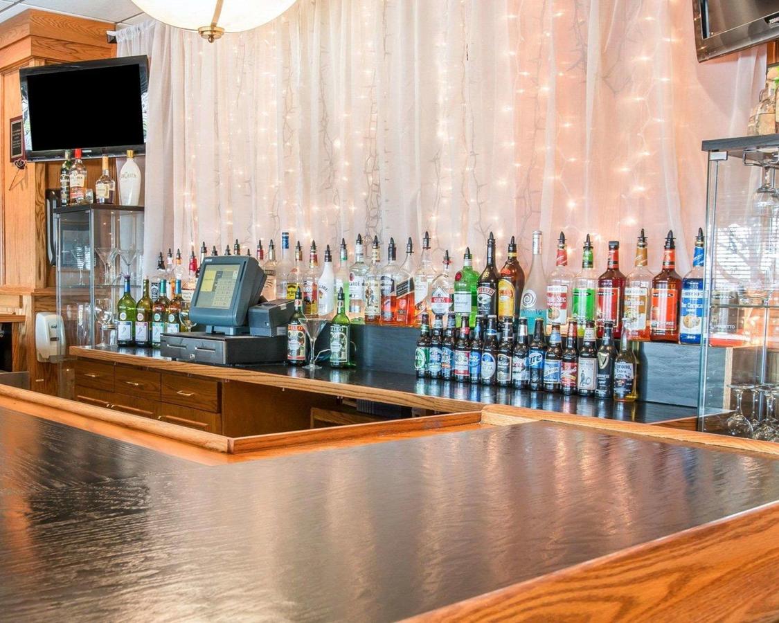 Quality Inn & Suites Monroe - thumb 11