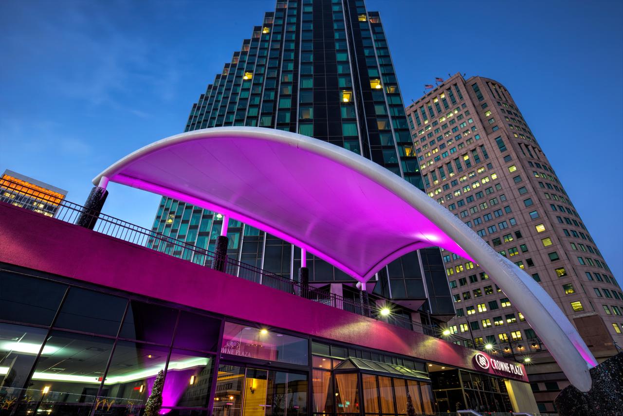 Crowne Plaza Detroit Downtown Riverfront - thumb 0