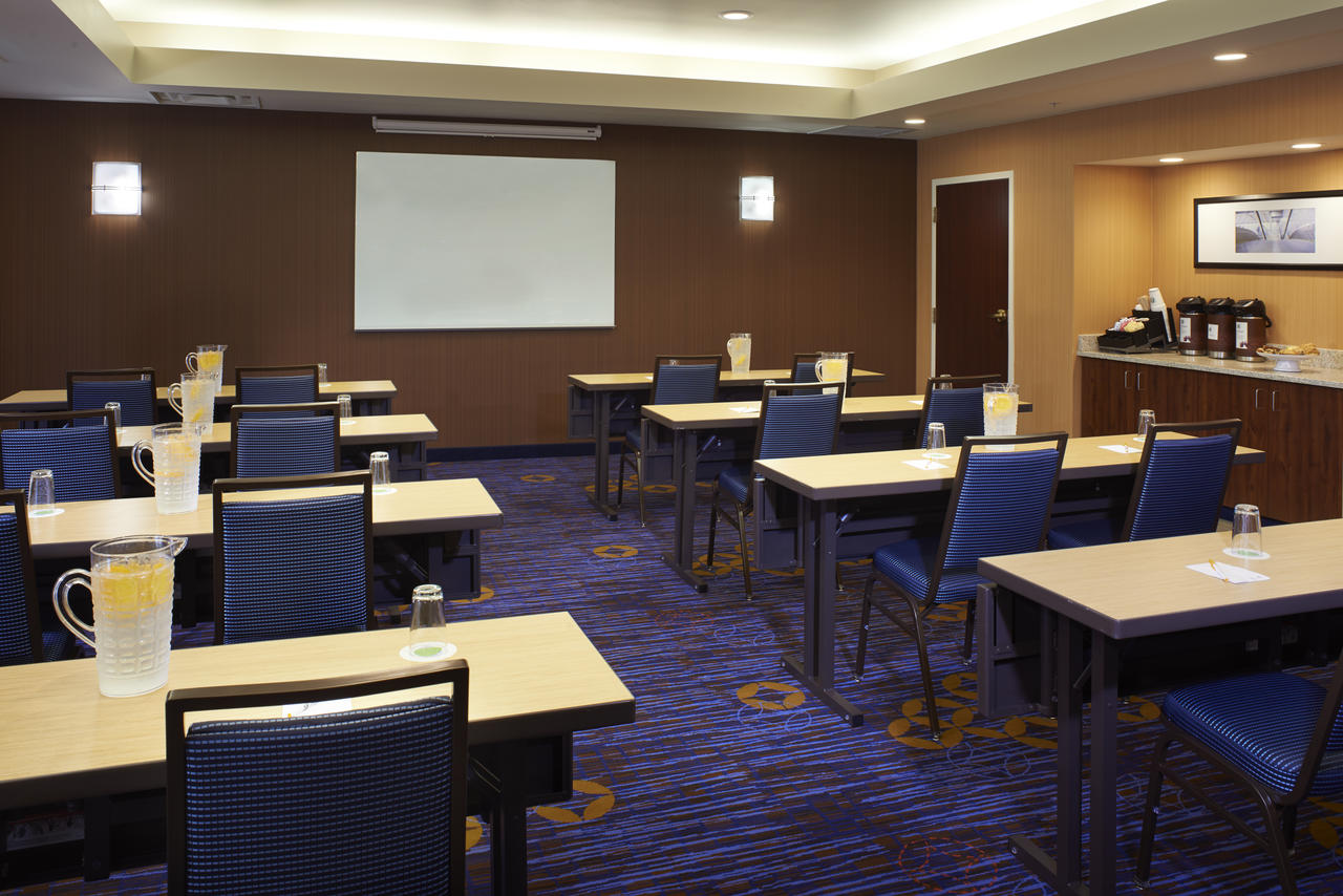 Courtyard Detroit Novi - thumb 20