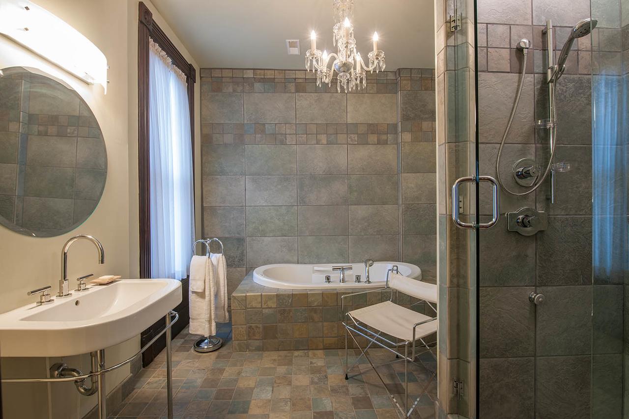 Inn At 97 Winder - thumb 16