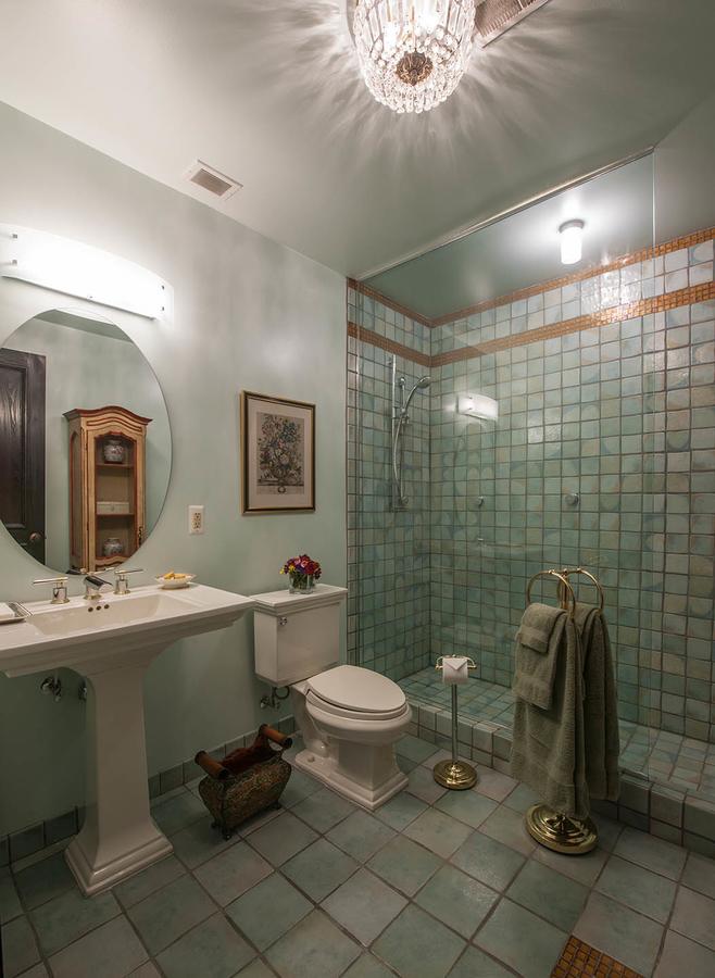 Inn At 97 Winder - thumb 21