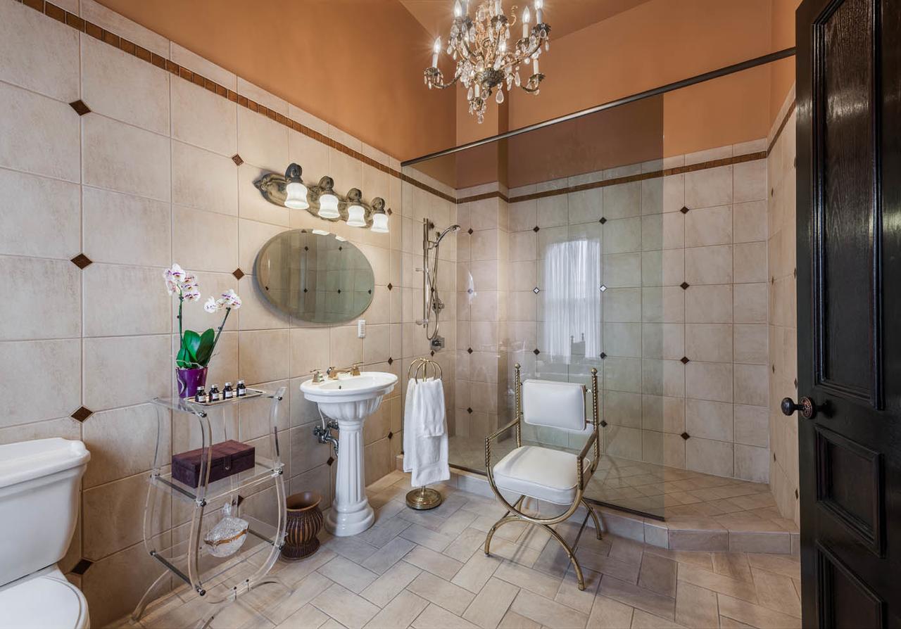 Inn At 97 Winder - thumb 1