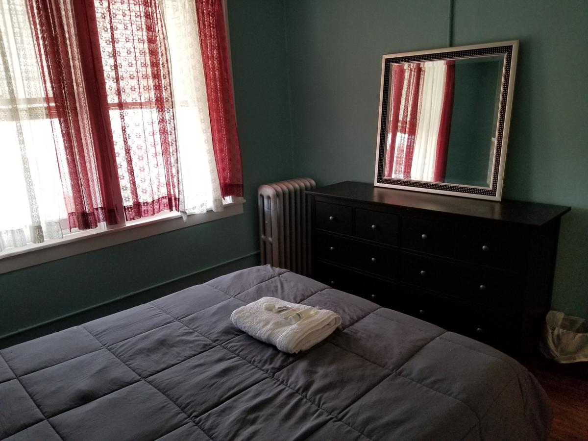 Hamtramck Hostel - thumb 9