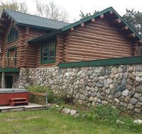 Waterfront Hidden Pines Log Cabin - Accommodation Alabama