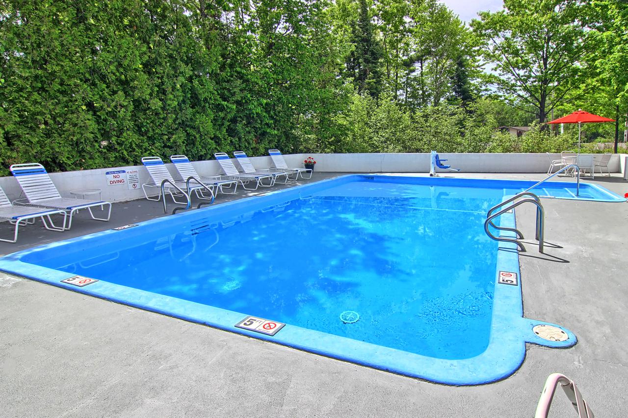 208 North Shore Inn - thumb 22