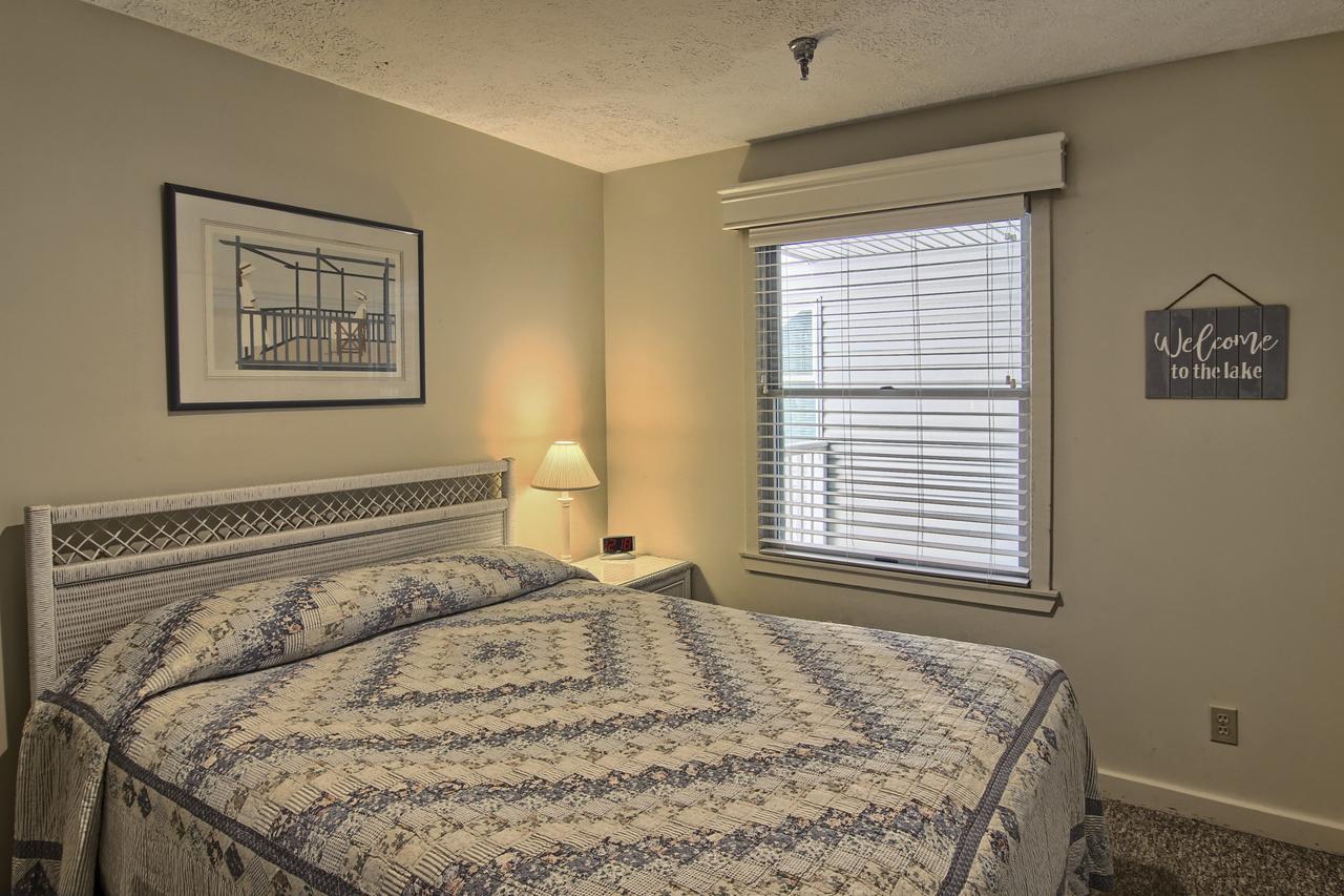 208 North Shore Inn - thumb 11