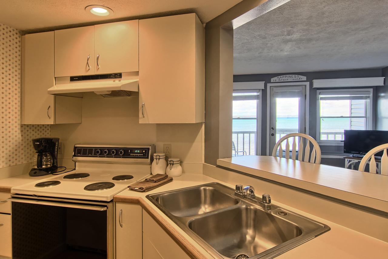 208 North Shore Inn - thumb 16