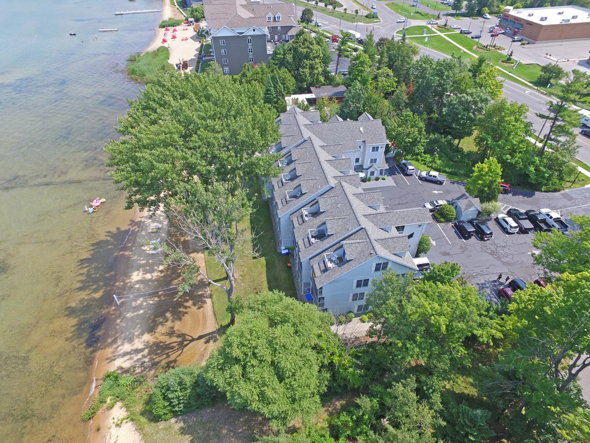 106 North Shore Inn - thumb 25