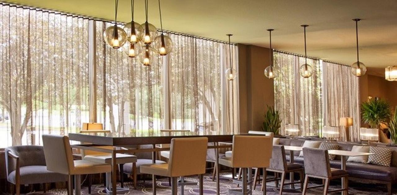 Radisson Hotel Brooklyn Center - thumb 1