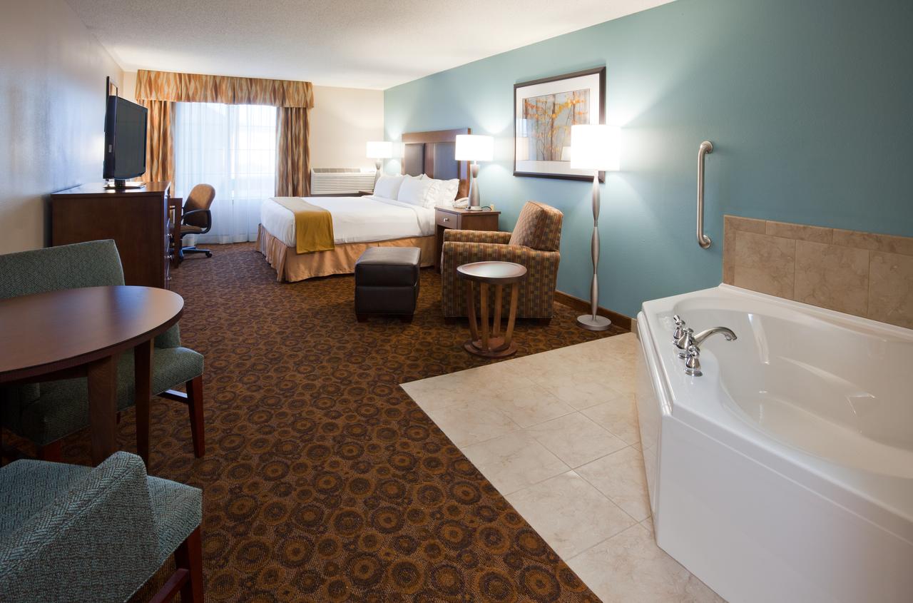 Holiday Inn Express And Suites St. Cloud - thumb 15
