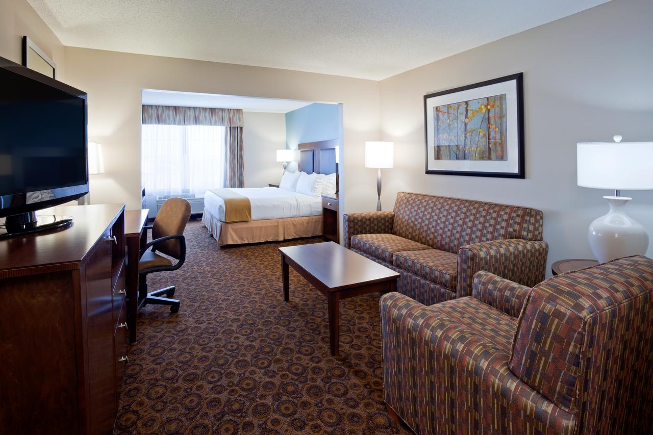 Holiday Inn Express And Suites St. Cloud - thumb 10