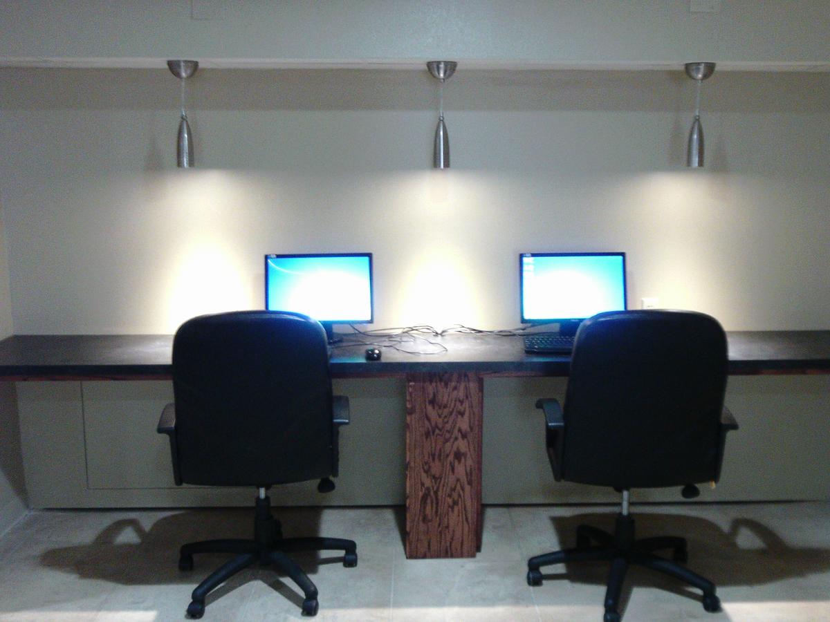 5th Avenue Inn & Suites - thumb 20