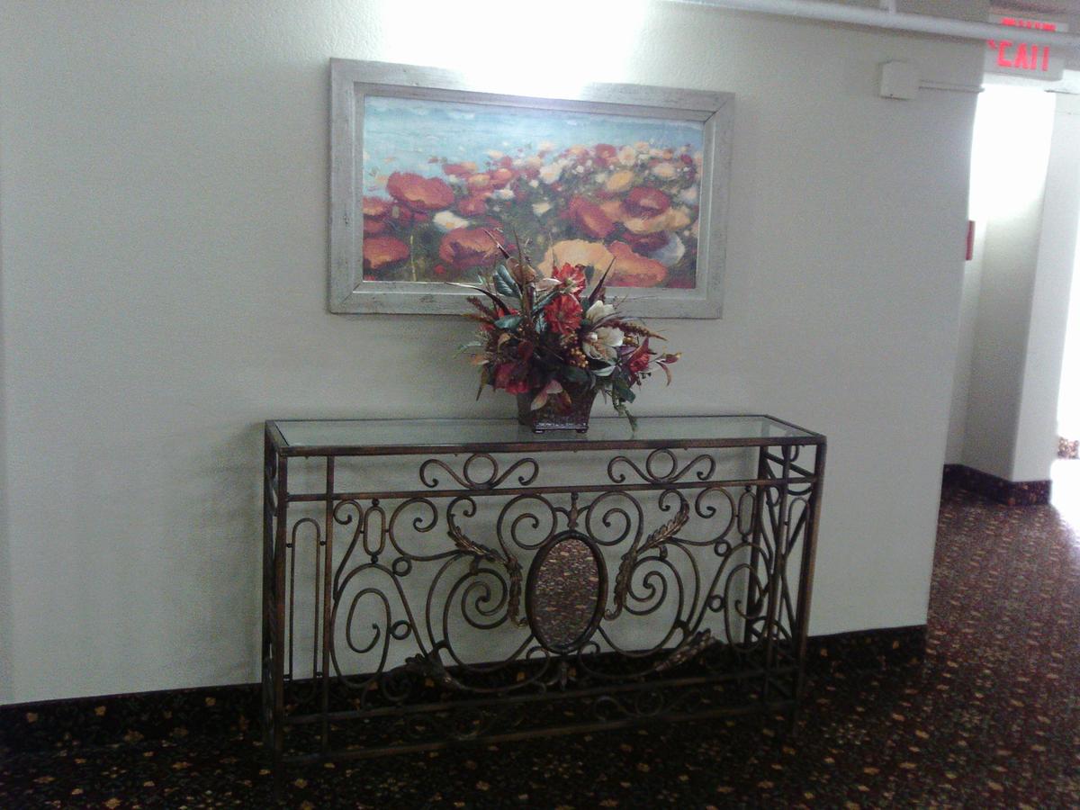 5th Avenue Inn & Suites - thumb 7