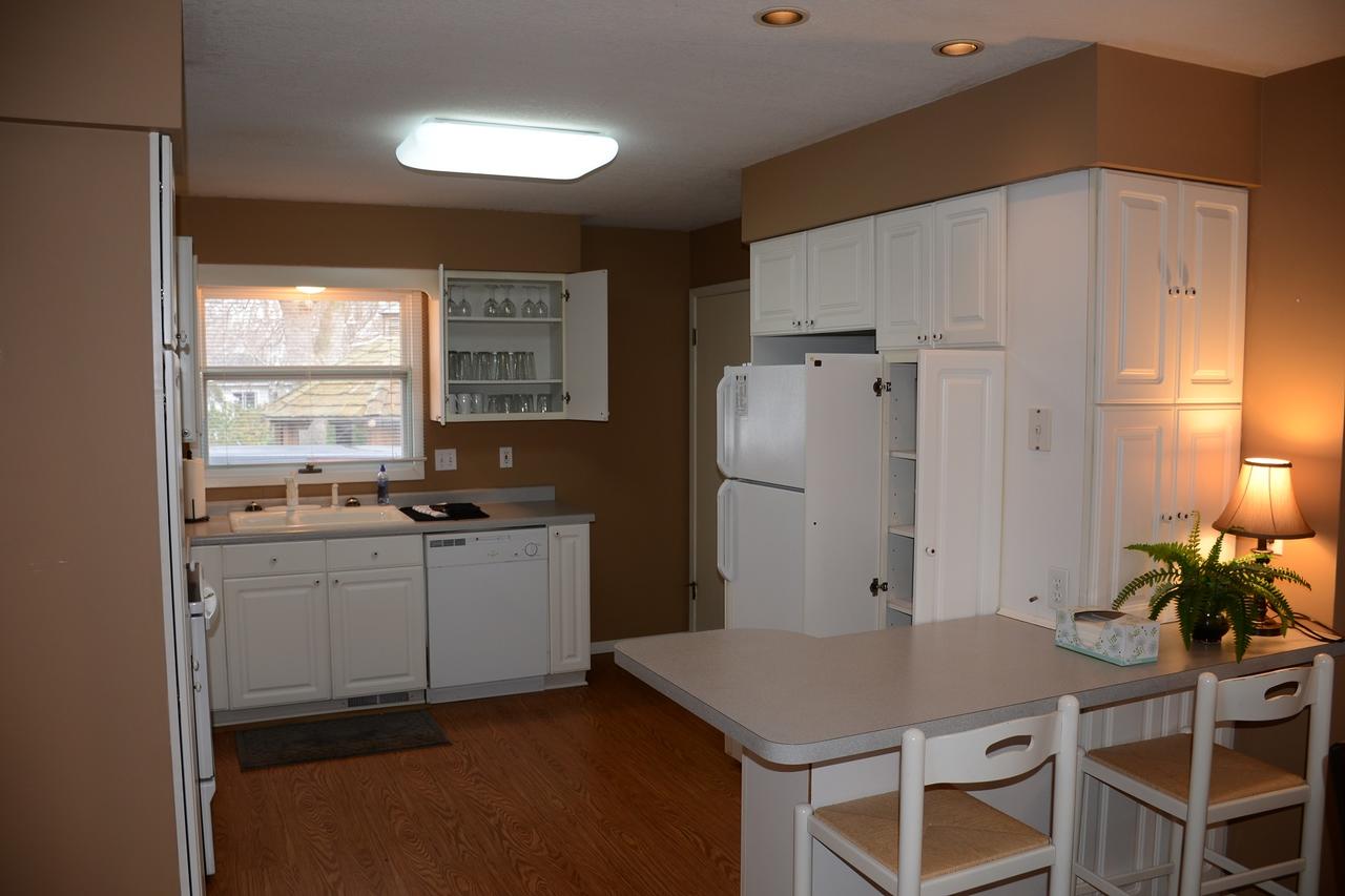 Roberts Way - thumb 2