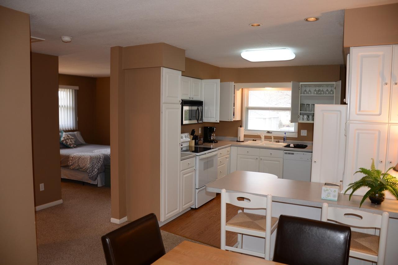 Roberts Way - thumb 6