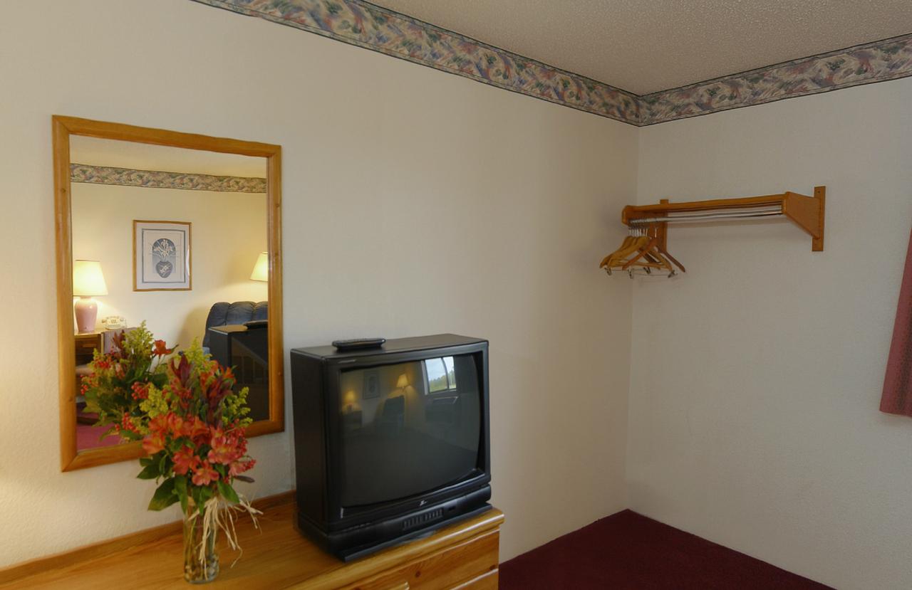 America's Best Value Inn & Suites International Falls - thumb 3