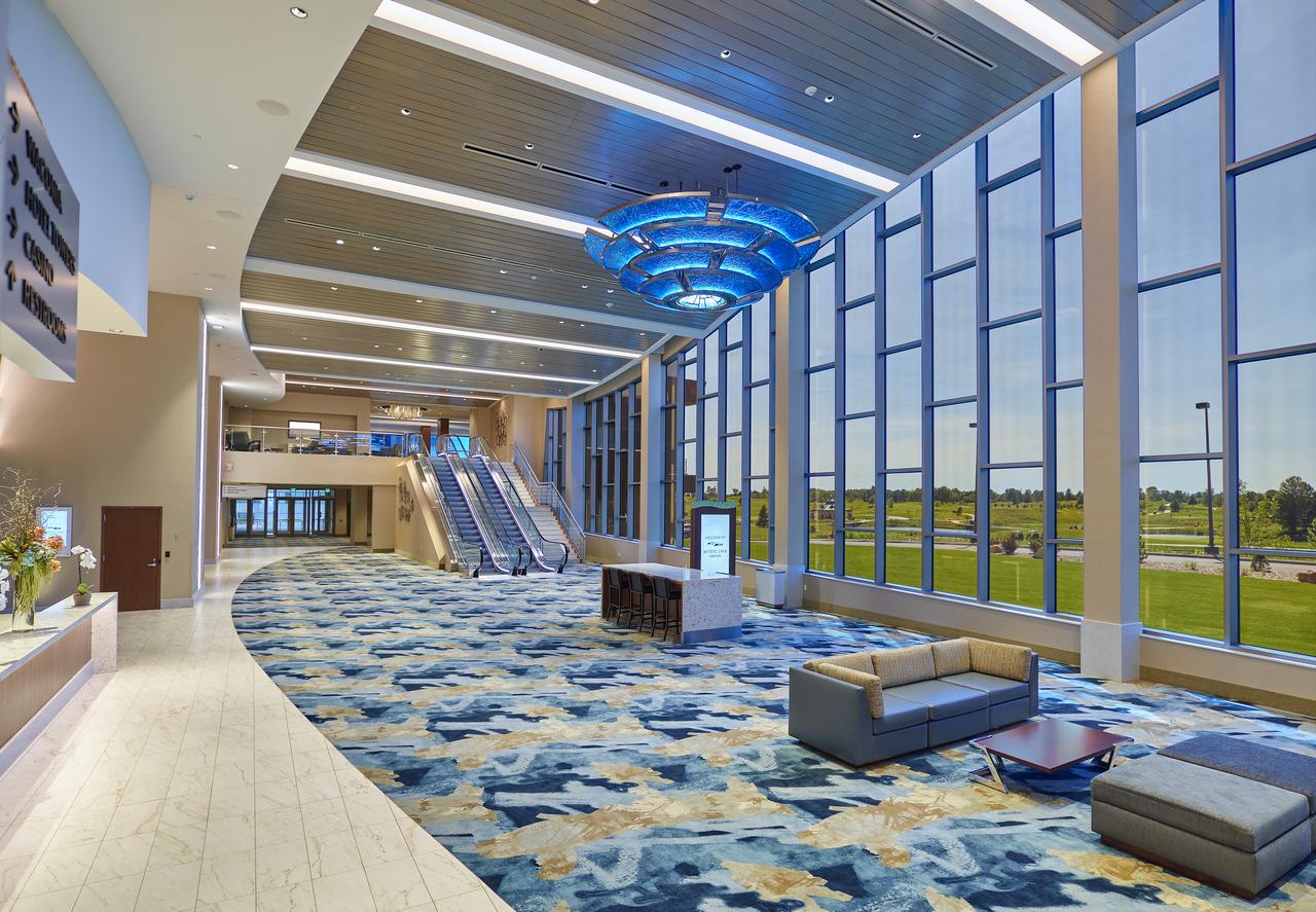 Mystic Lake Casino Hotel - thumb 30