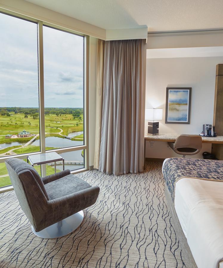 Mystic Lake Casino Hotel - thumb 3