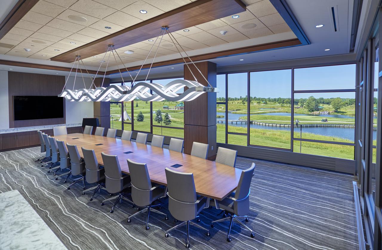 Mystic Lake Casino Hotel - thumb 28