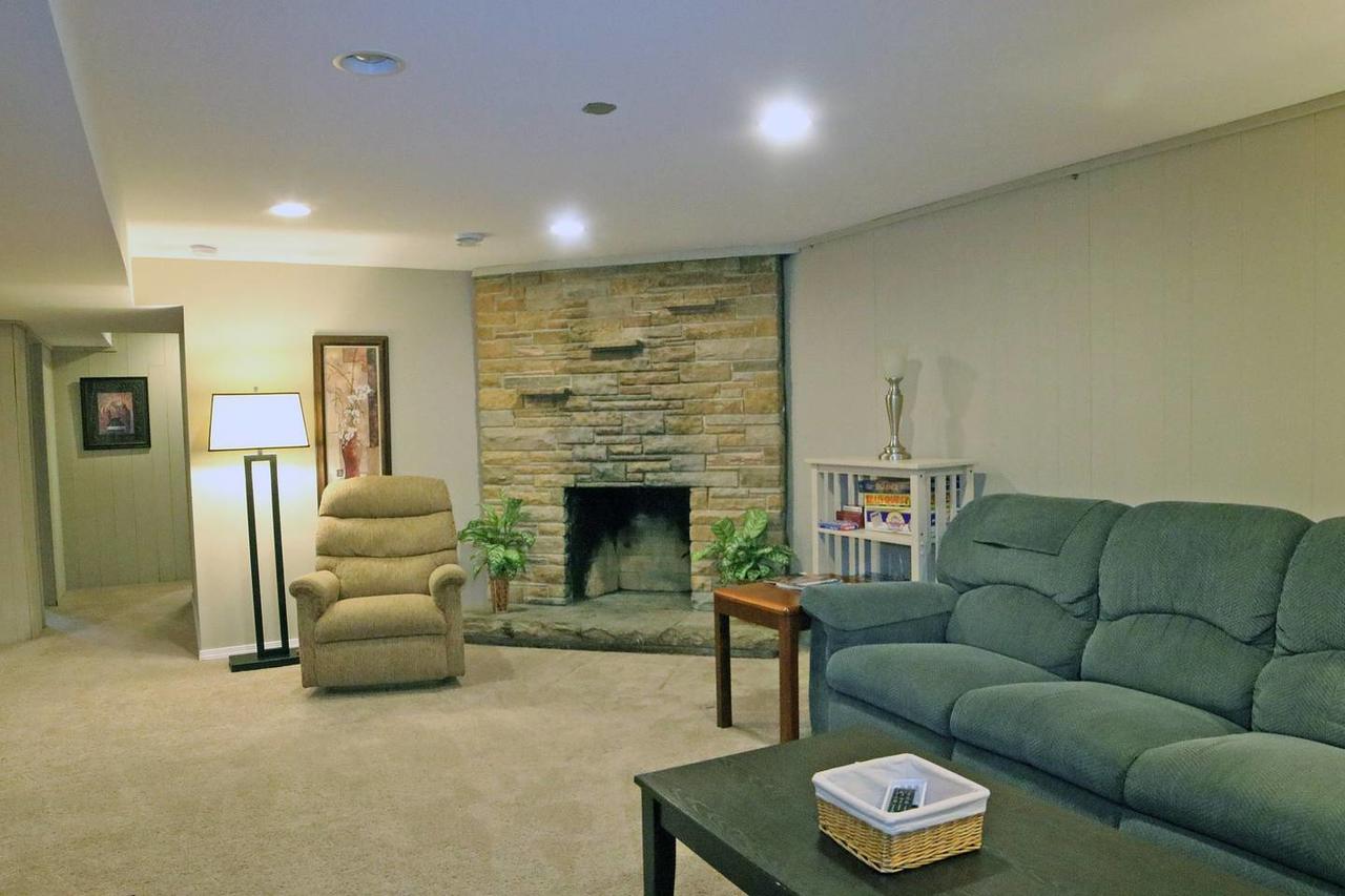 4 Bedroom 2 Bath Nokomis Home - thumb 17