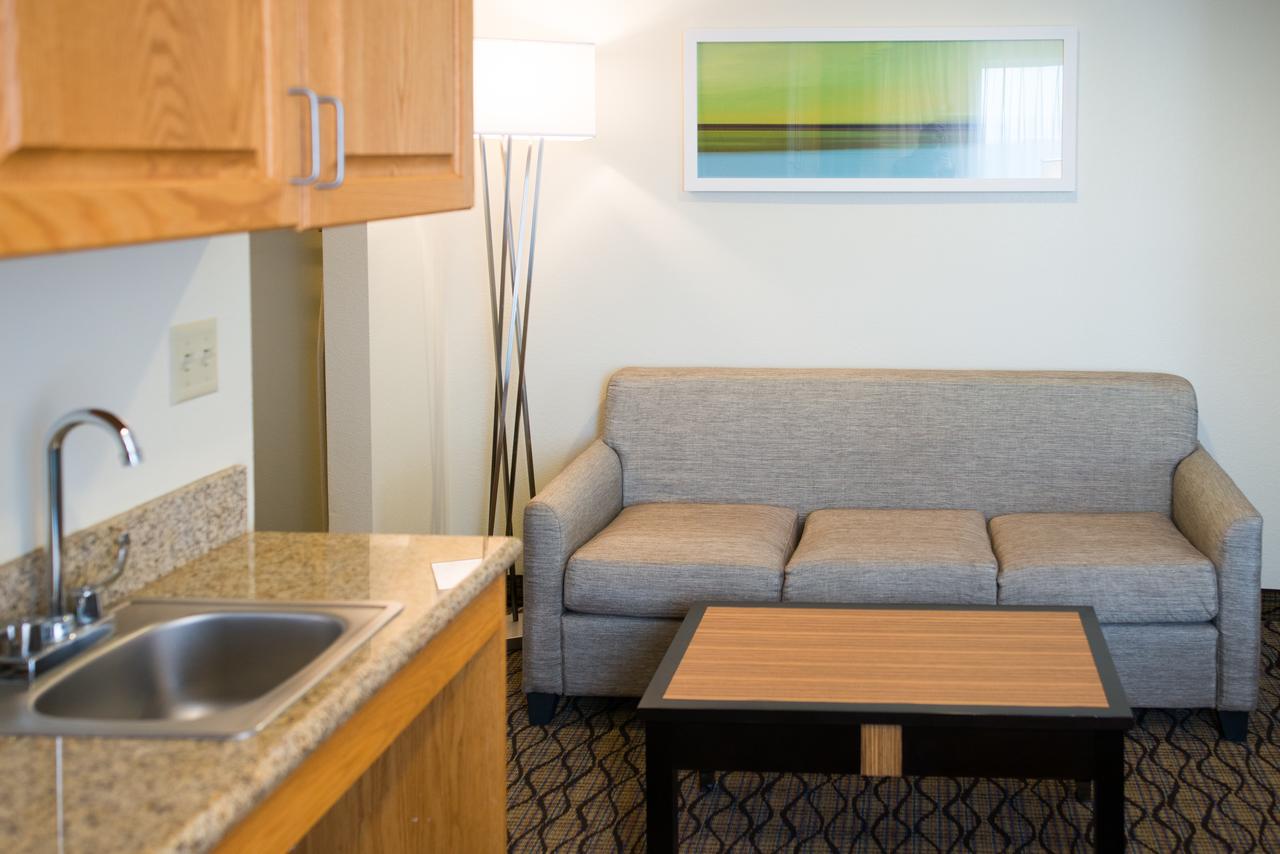Holiday Inn Express Hotel & Suites Chanhassen - thumb 39