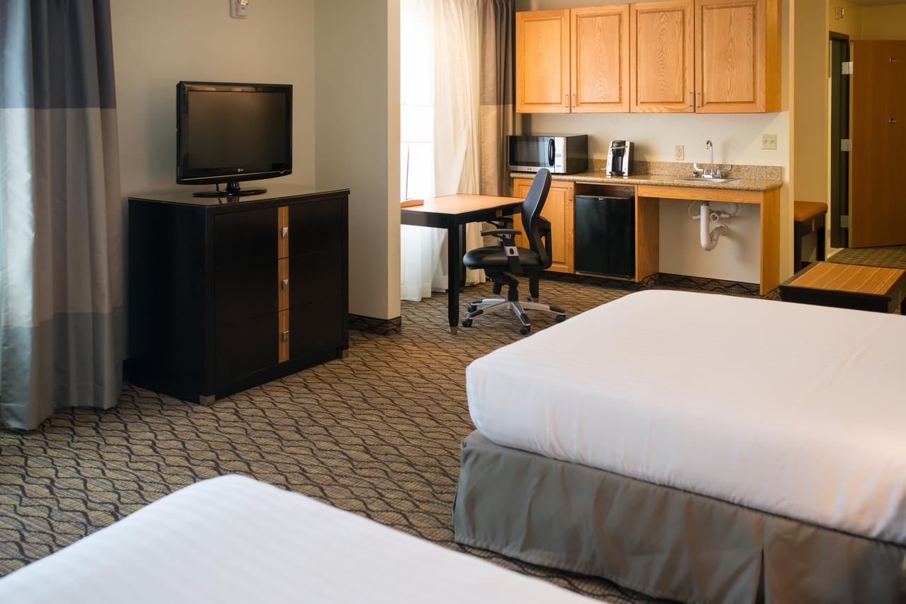 Holiday Inn Express Hotel & Suites Chanhassen - thumb 34