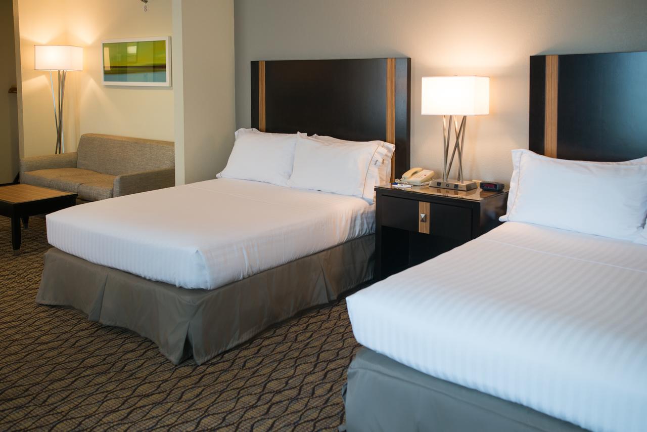 Holiday Inn Express Hotel & Suites Chanhassen - thumb 35