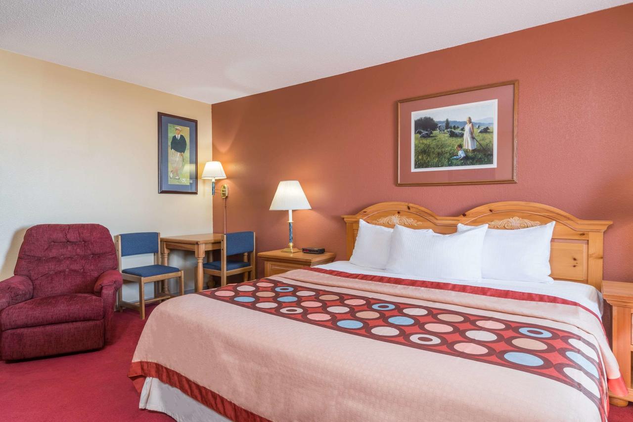 Super 8 By Wyndham Baxter/Brainerd Area - thumb 37