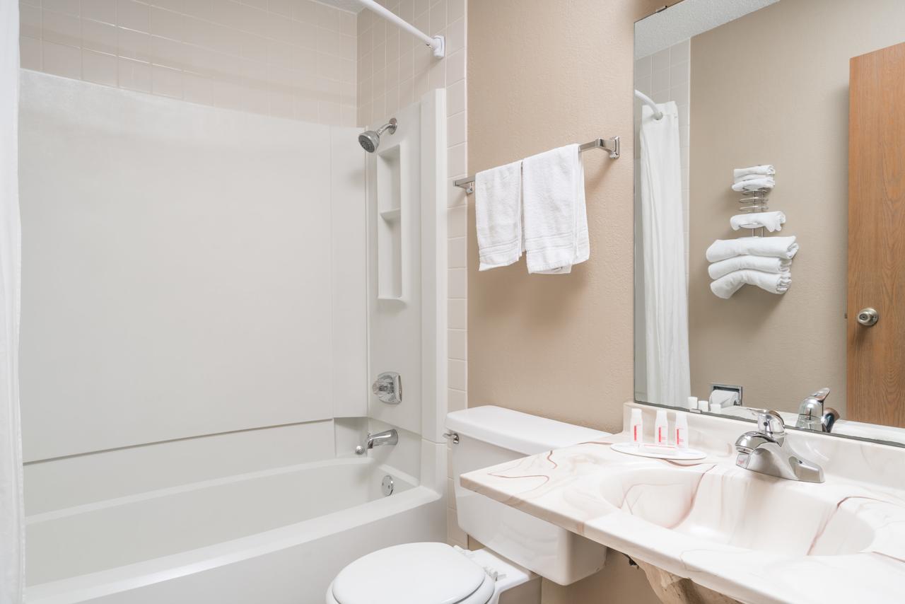 Super 8 By Wyndham Baxter/Brainerd Area - thumb 14