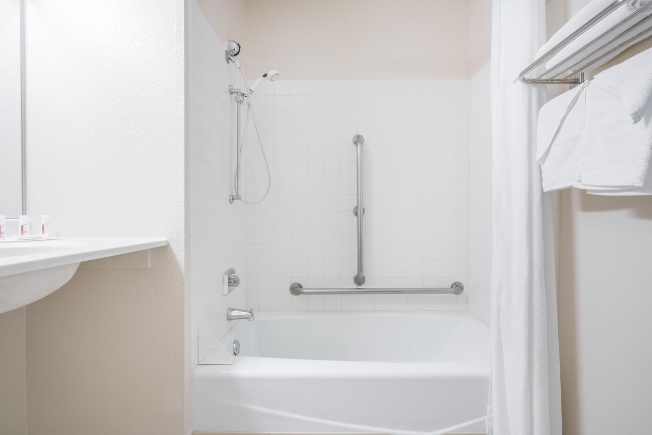 Super 8 By Wyndham Baxter/Brainerd Area - thumb 15