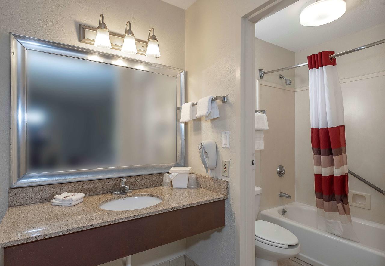 Red Roof Inn Gulfport - Biloxi Airport - thumb 10