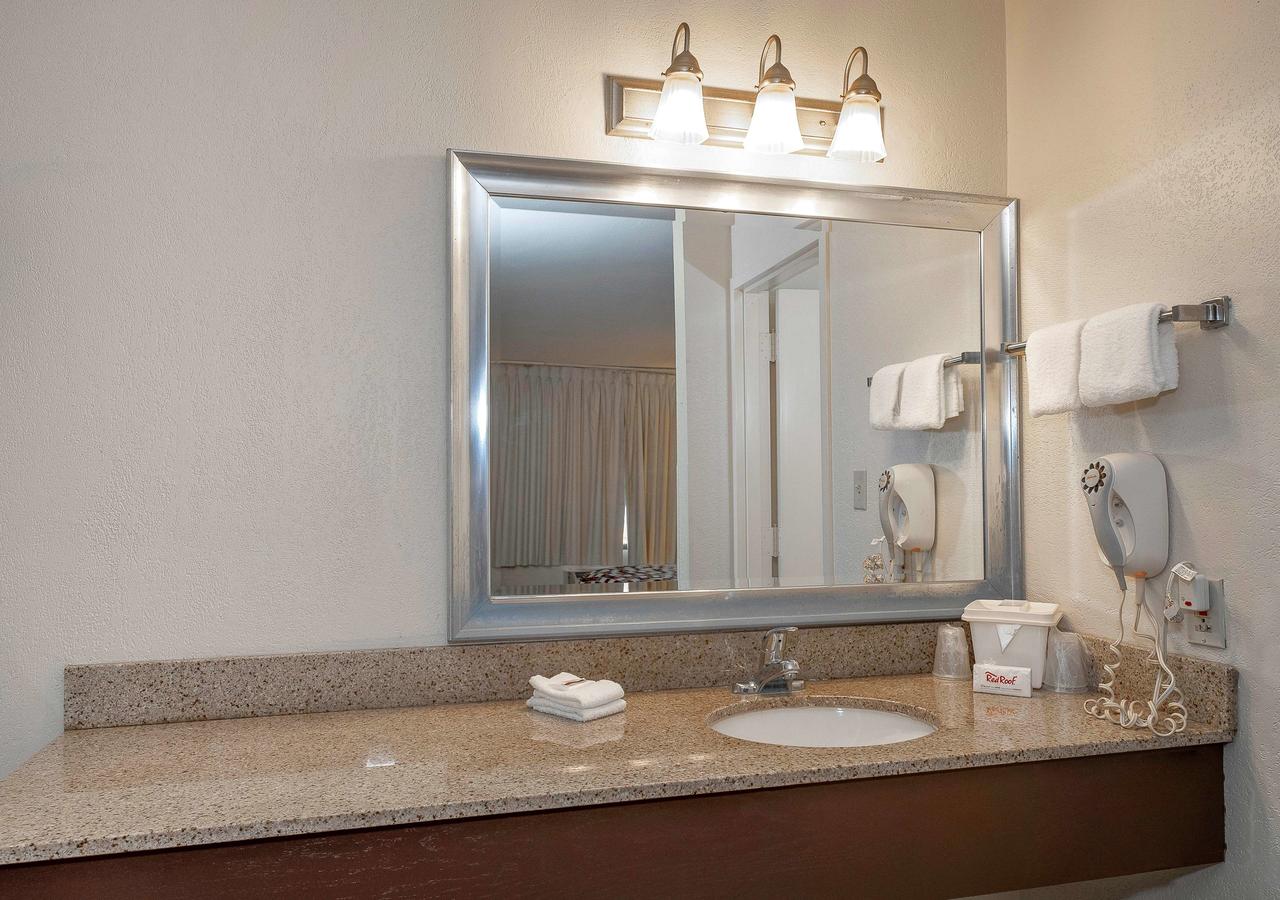 Red Roof Inn Gulfport - Biloxi Airport - thumb 9