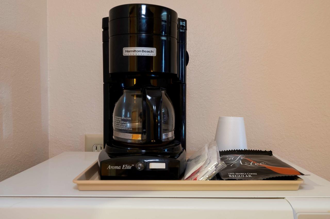 Red Roof Inn & Suites Biloxi - thumb 22