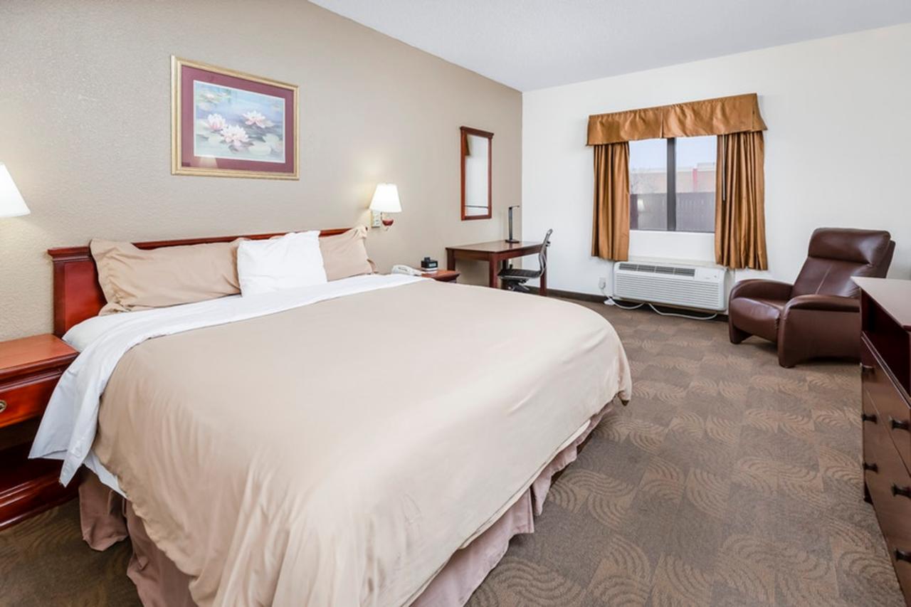 Regency Inn & Suites Biloxi - thumb 23