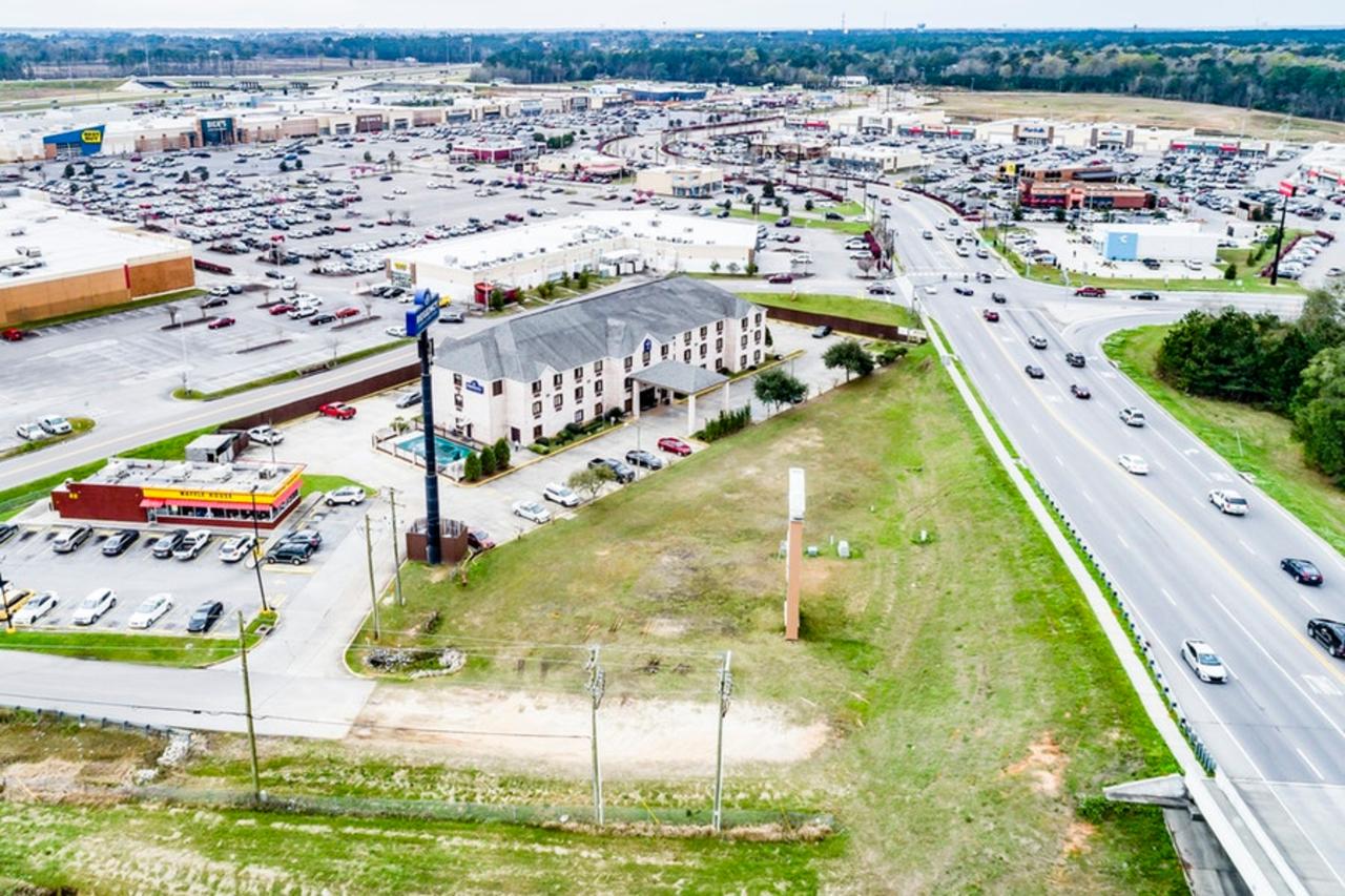 Regency Inn & Suites Biloxi - thumb 33