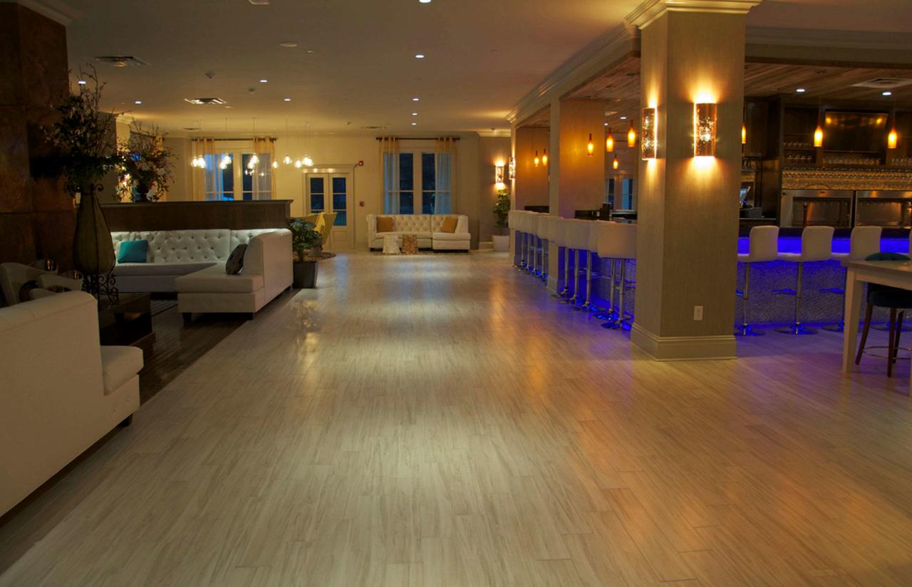 White House Hotel - thumb 26