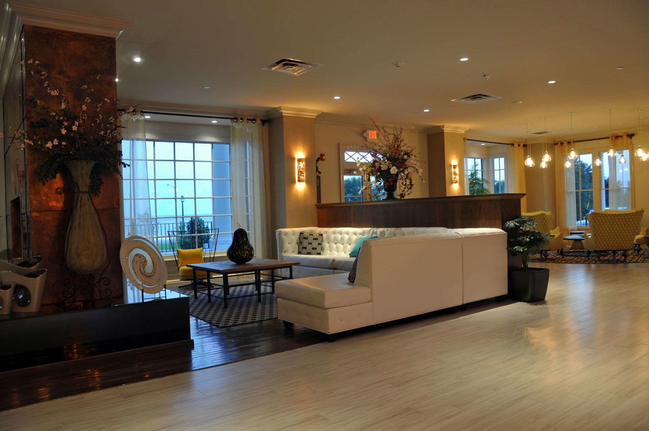 White House Hotel - thumb 31