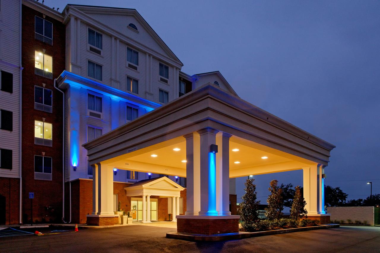 Holiday Inn Express Long Beach - thumb 0