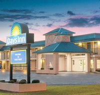 Days Inn by Wyndham West Point - Accommodation Alabama