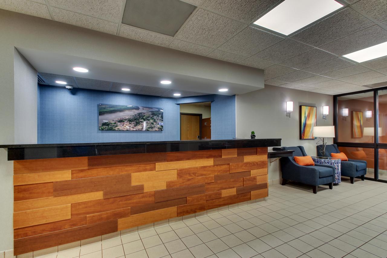 Pear Tree Inn Cape Girardeau West - thumb 5