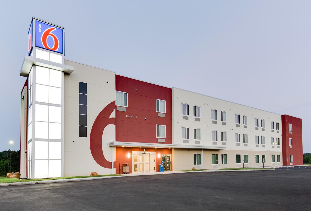 Motel 6 Poplar Bluff - thumb 2