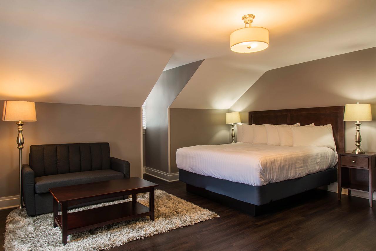 Captain Wohlt Inn - thumb 1