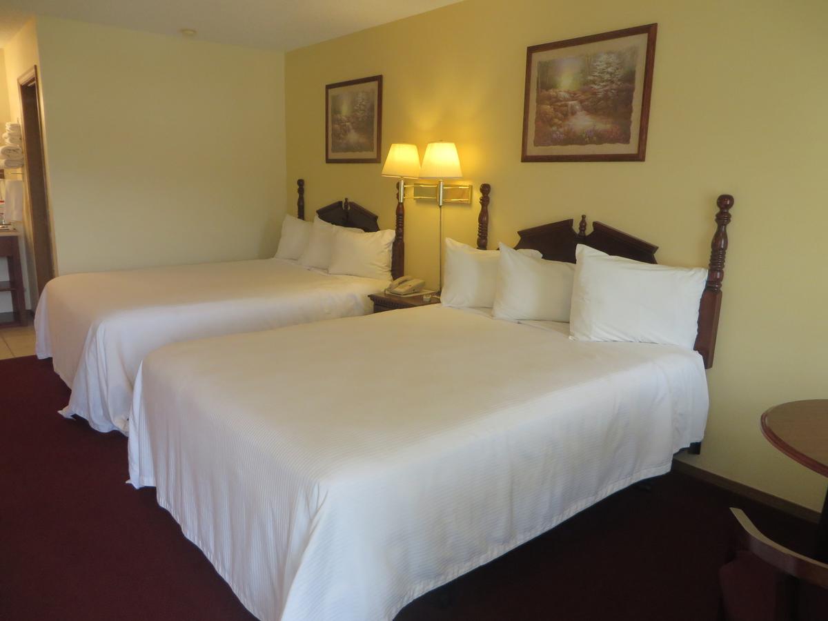 Honeysuckle Inn - thumb 4