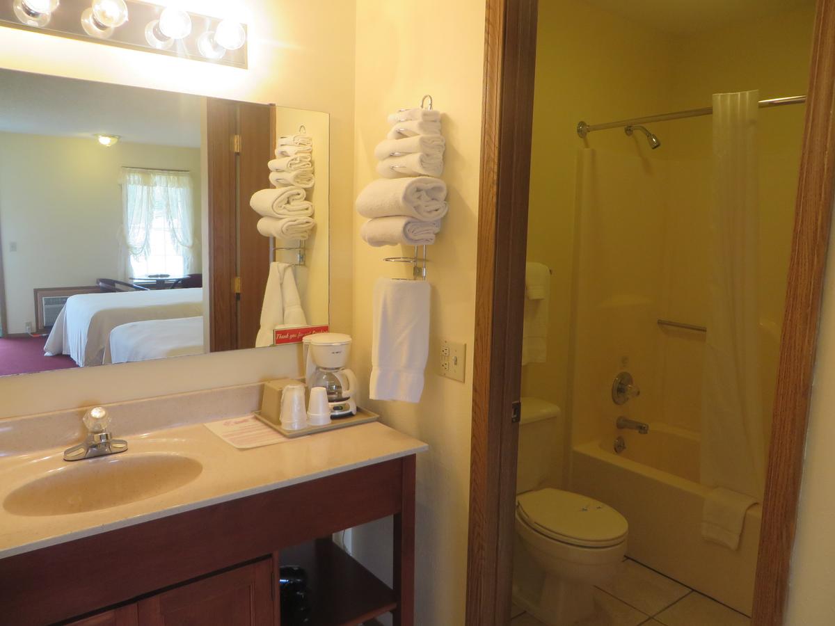 Honeysuckle Inn - thumb 27