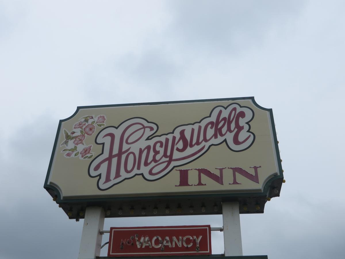 Honeysuckle Inn - thumb 30