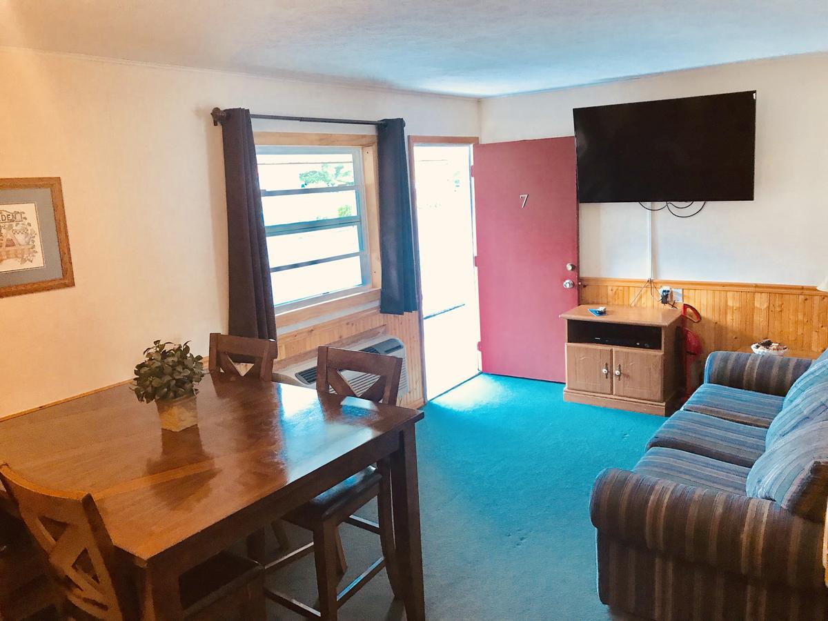 Hunter's Friend Resort - thumb 29