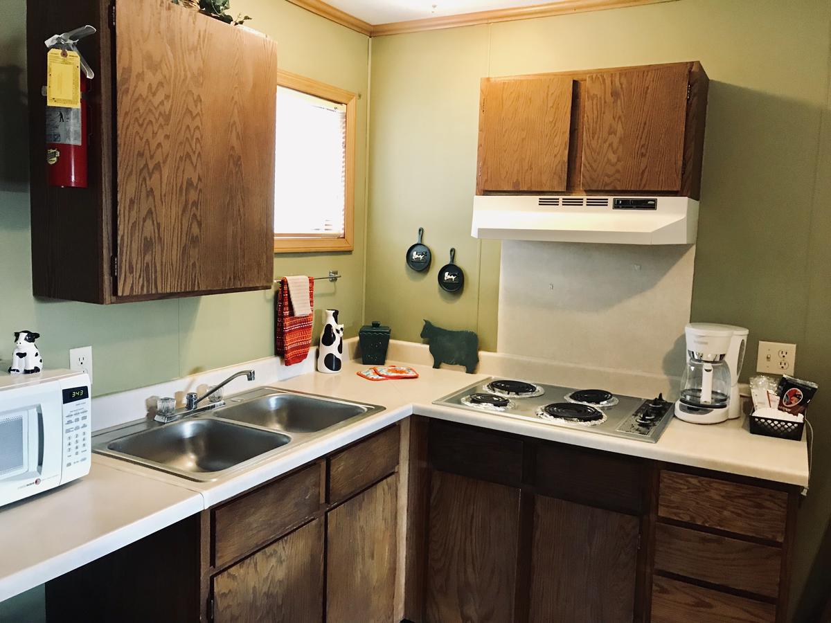 Hunter's Friend Resort - thumb 15