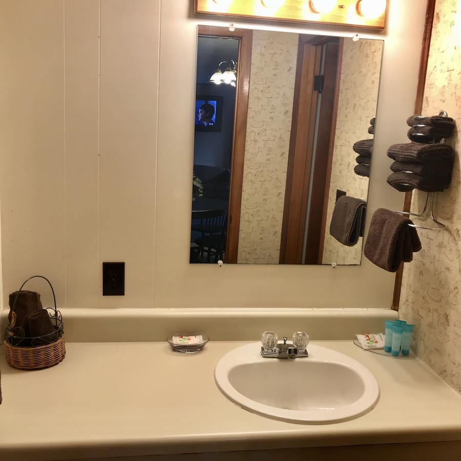 Hunter's Friend Resort - thumb 33