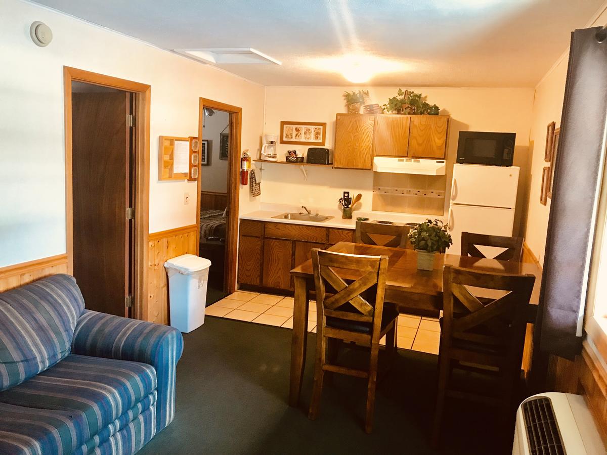 Hunter's Friend Resort - thumb 30